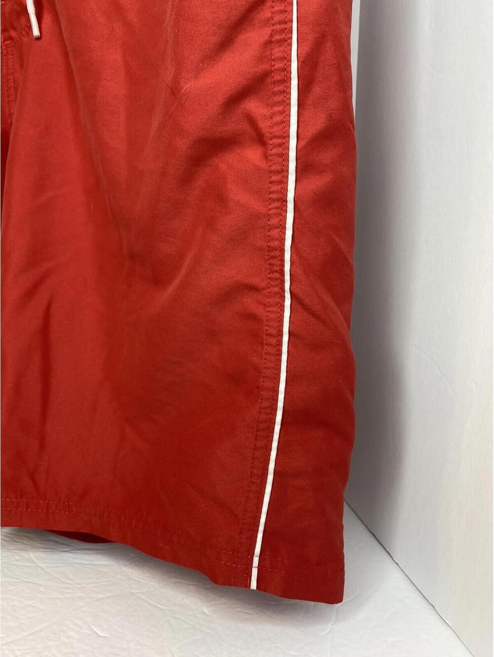 Old Navy / Red Board Shorts Swim Trunks Back Pocket Unlined UPF 40 / Size 36 - Picture 13 of 16